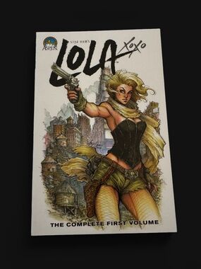 New Lola XOXO: The Complete First Volume (Aspen, 2016, TPB) Siya Oum, Josh Reed